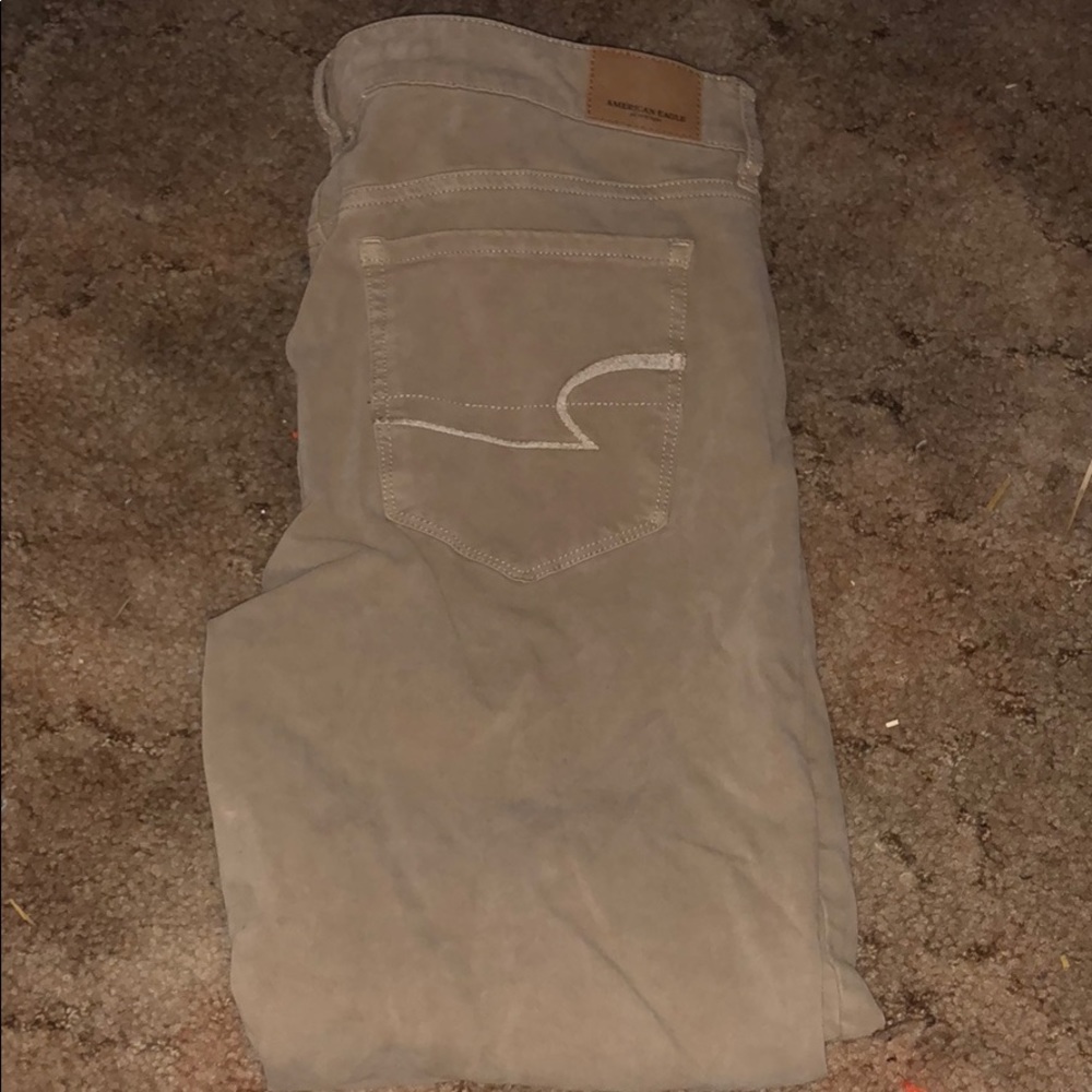 American Eagle Khaki Jeggings